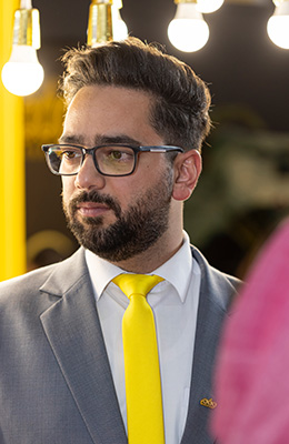 عکاسی خبری غرفه های نمایشگاهی توسط فتوتیزبین